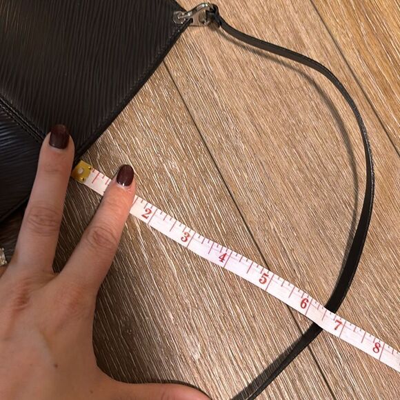 Louis Vuitton Demi Lune Pochette - Picture 11 of 11